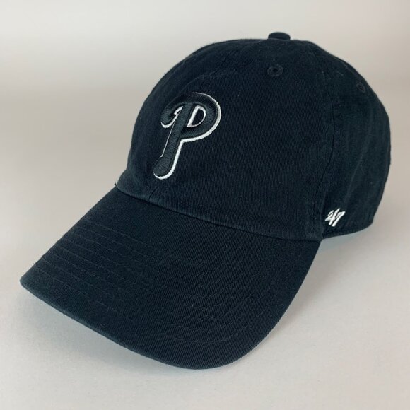 Philadelphia Phillies MLB Black 47 Brand Clean Up Relaxed Fit Strapback Hat - Picture 1 of 6